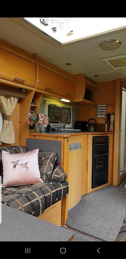 Self Contained Holiday Home Caravan Corsham Exterior photo